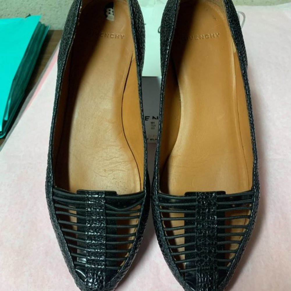 Givenchy Leather  Black Flats - Picture 6 of 8
